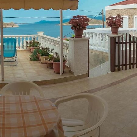 Villa Niovi Chalki Town Bagian luar foto